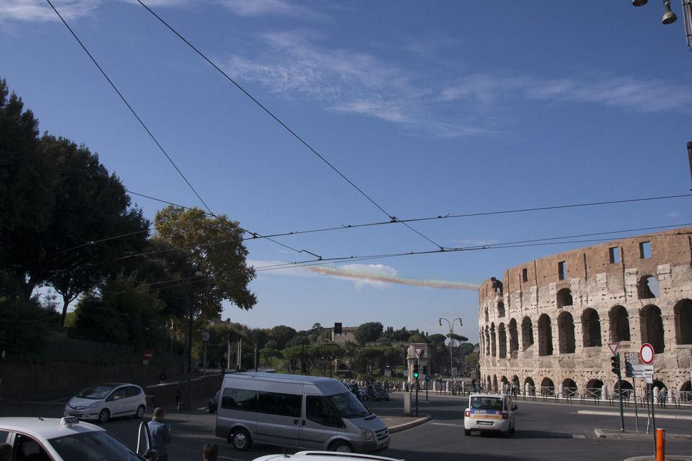 B&B Colosseo Panoramic Rooms Рим Екстер'єр фото